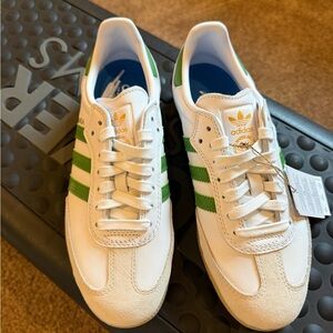 *NWT* ADIDAS Samba ADV Shoes size 7.5